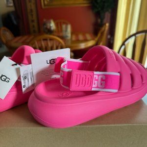 UGG Sport Yeah Slide ***NWT***  SZ 7/EU 38